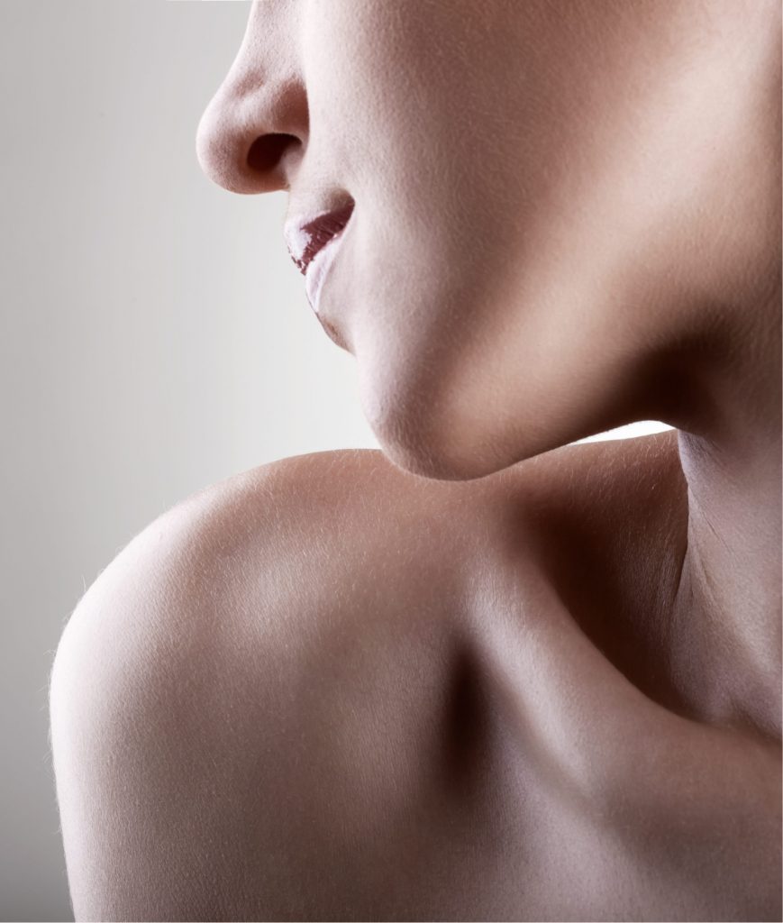 Woman with a sculpted submental area